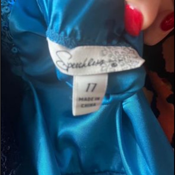 Blue sequined formal dress - Picture 3 of 3